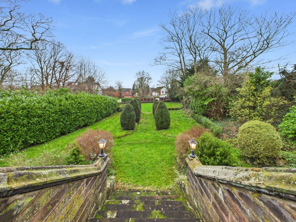 Property photo 3 of 41