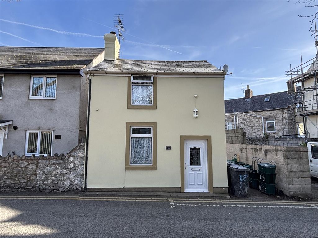 Property photo 1 of 14 Front Aspect.Jpg