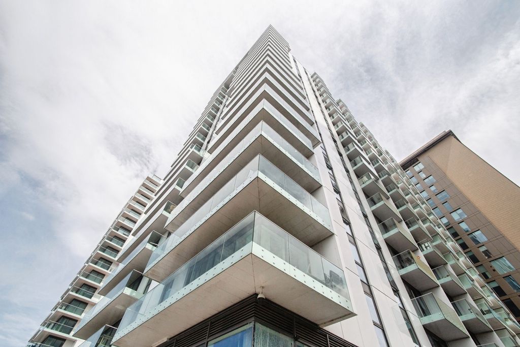 Property photo 2 of 15 Pbox-Img.Jpg