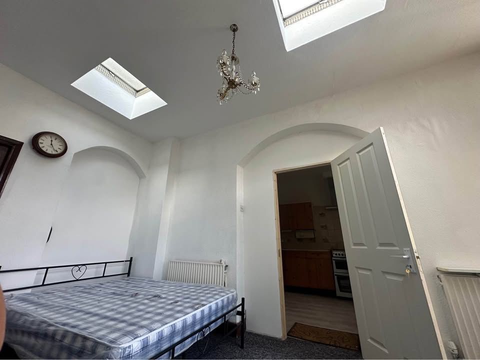 Property photo 3 of 8