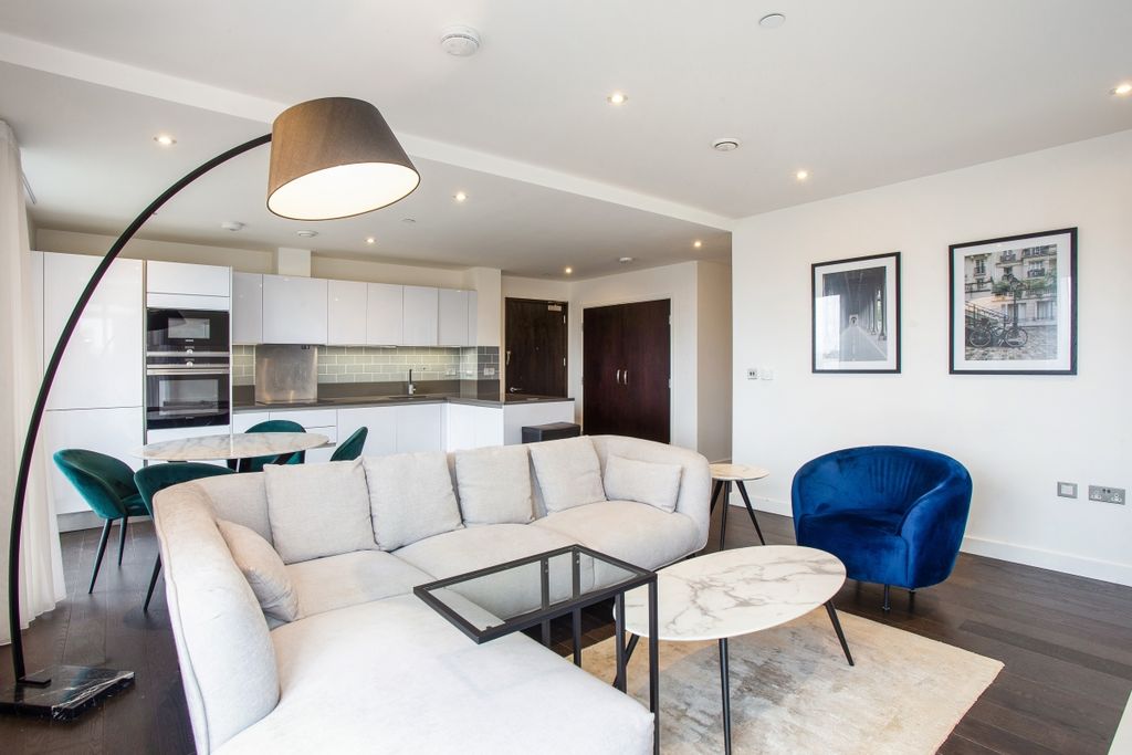 Property photo 1 of 23 65116_Apartment