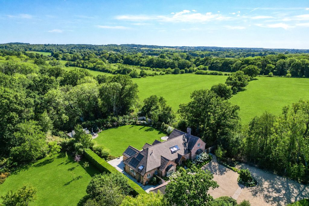 Property photo 2 of 23 Drone
