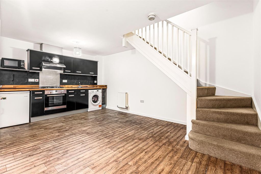 Property photo 3 of 19 Image 10.Jpg