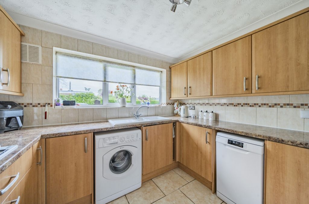Property photo 2 of 22 1132062 (5)