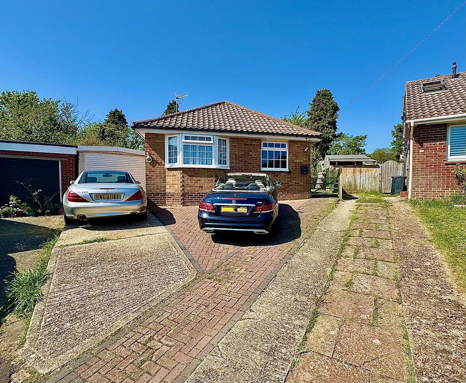 Property photo 2 of 17