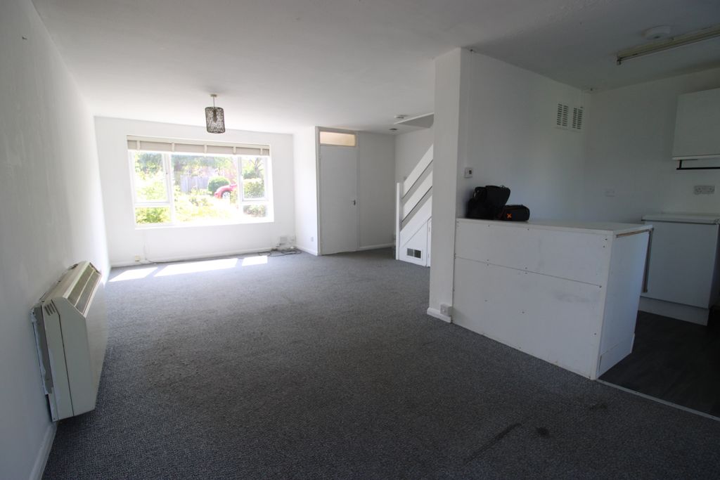 Property photo 3 of 9 Img_3794