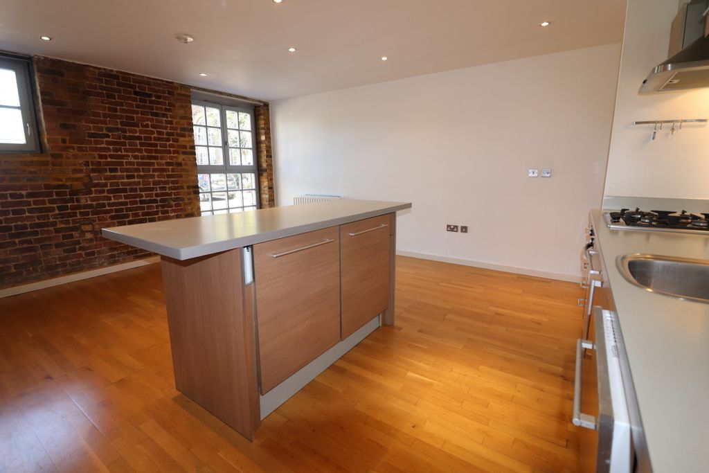 Property photo 3 of 12 Reception