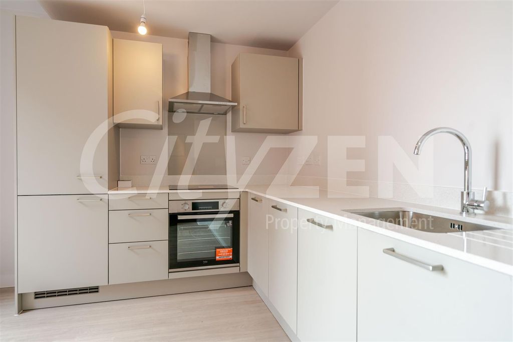 Property photo 2 of 16 Kitchen