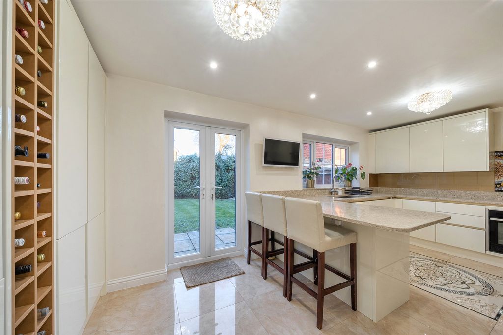Additional image 27 of 6 bed country house for saleSandringham Drive, Dartford, Kent DA2