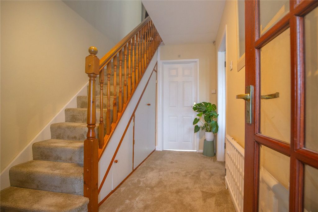 Property photo 2 of 30 Picture No. 37