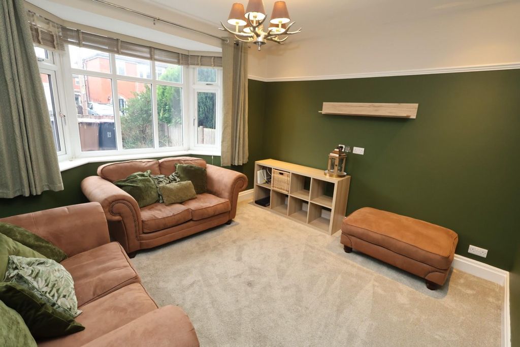 Property photo 2 of 28 19.Jpg