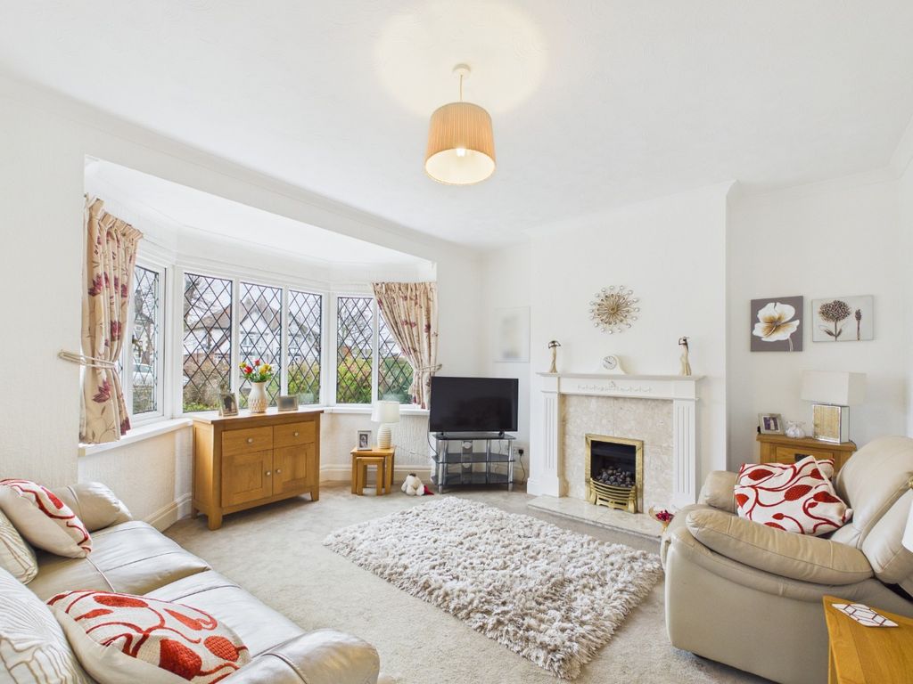 Property photo 3 of 20 4991424