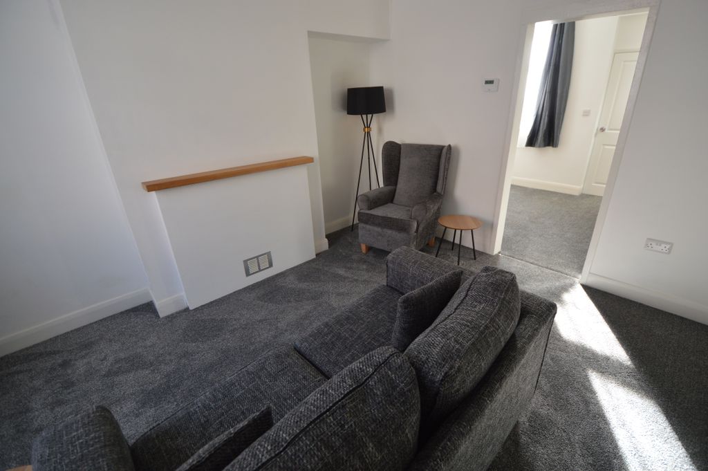 Property photo 3 of 4