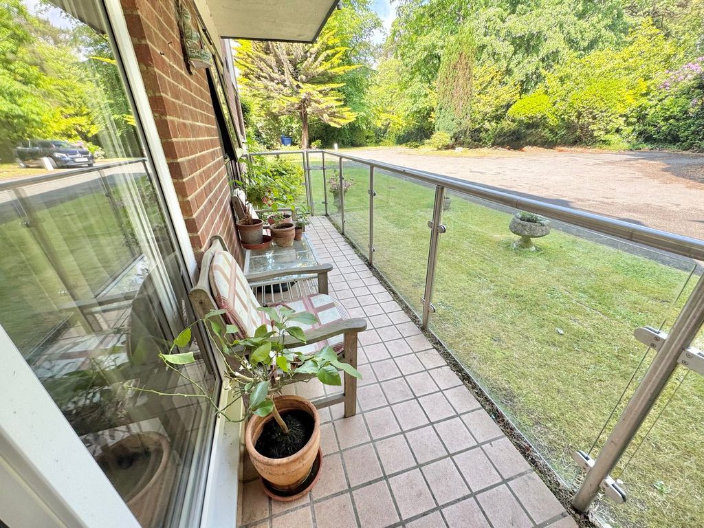 Property photo 1 of 30