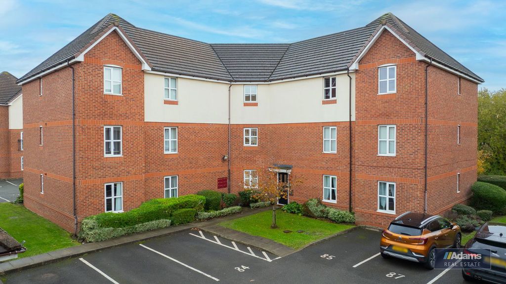 Property photo 2 of 13