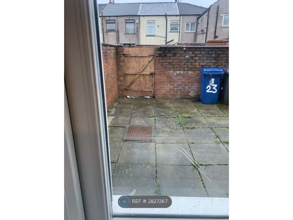 Property photo 3 of 6