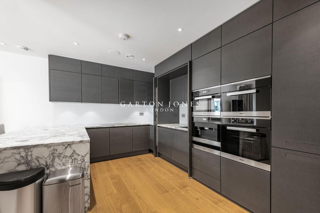 Property photo 2 of 26 Kitchen