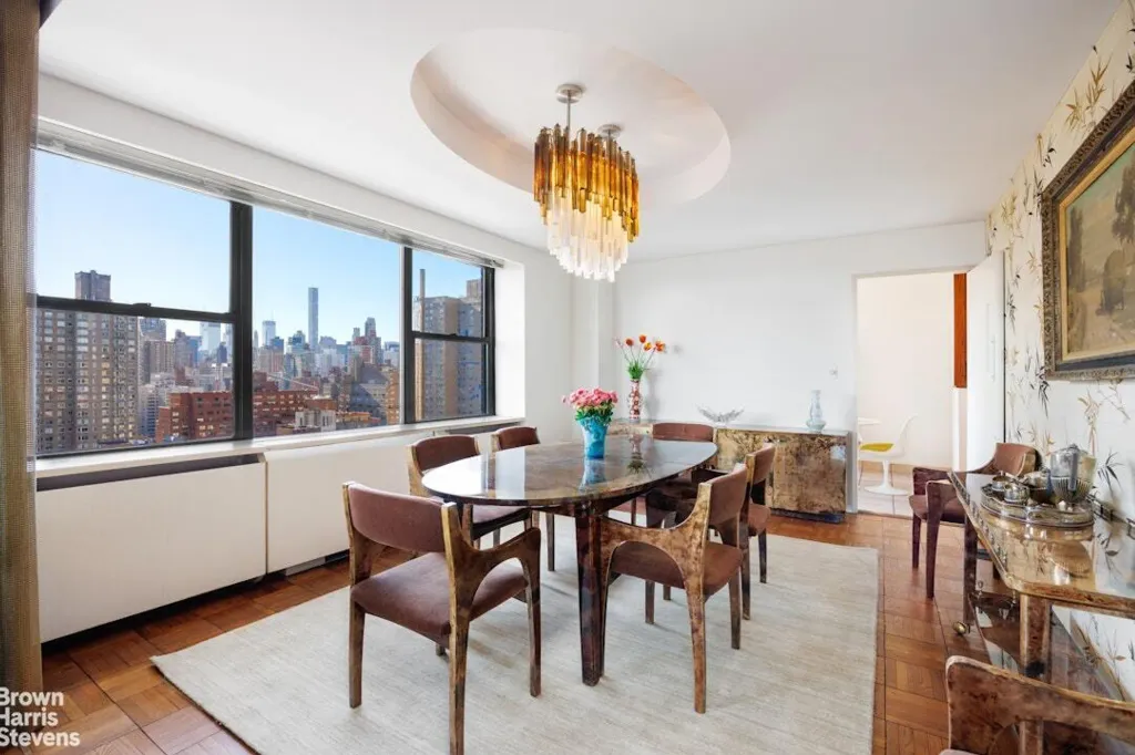Property photo 3 of 12 <Alttext/>