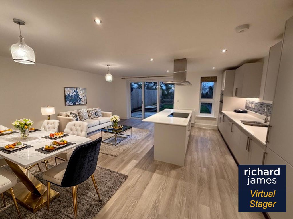 Property photo 2 of 24 Rj010172Vsbdn1Acc