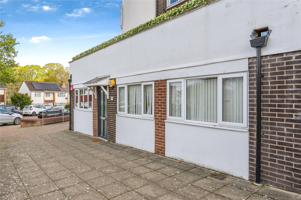 Property photo 1 of 17 Picture No. 08