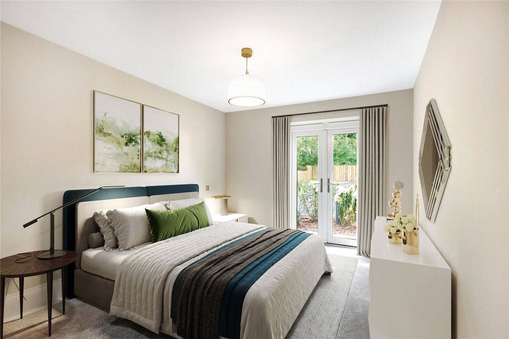 Additional image 7 of 2 bed flat for saleGreen Hedges, Westerham Road, Oxted, Surrey RH8
