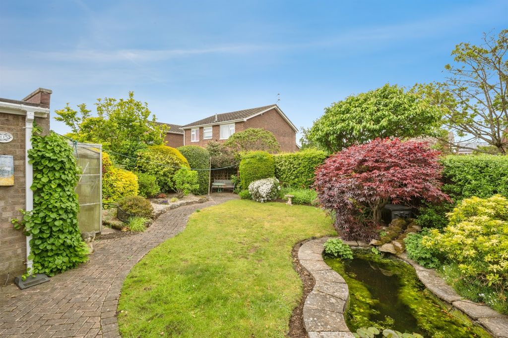 Property photo 3 of 14