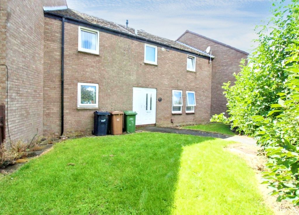 Property photo 1 of 8