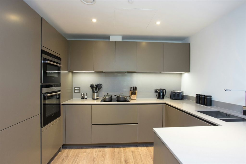 Property photo 3 of 10 11-Sep-25