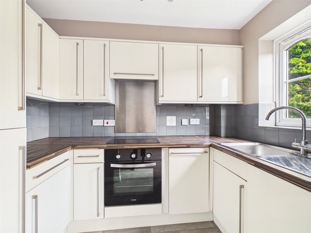 Property photo 3 of 12 Picture No. 01
