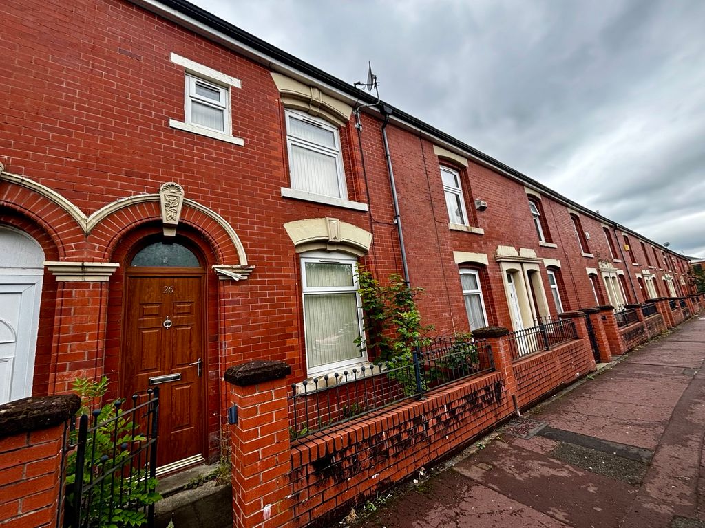 Property photo 1 of 9