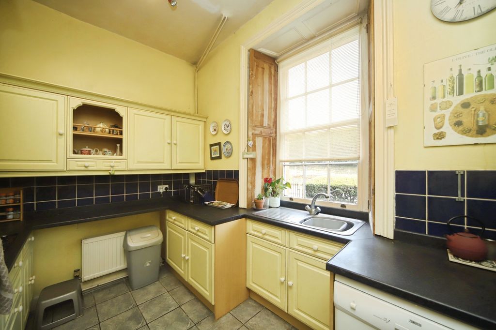 Property photo 3 of 17 Photography