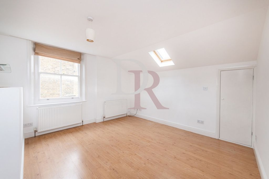 Property photo 2 of 17 Reception Room