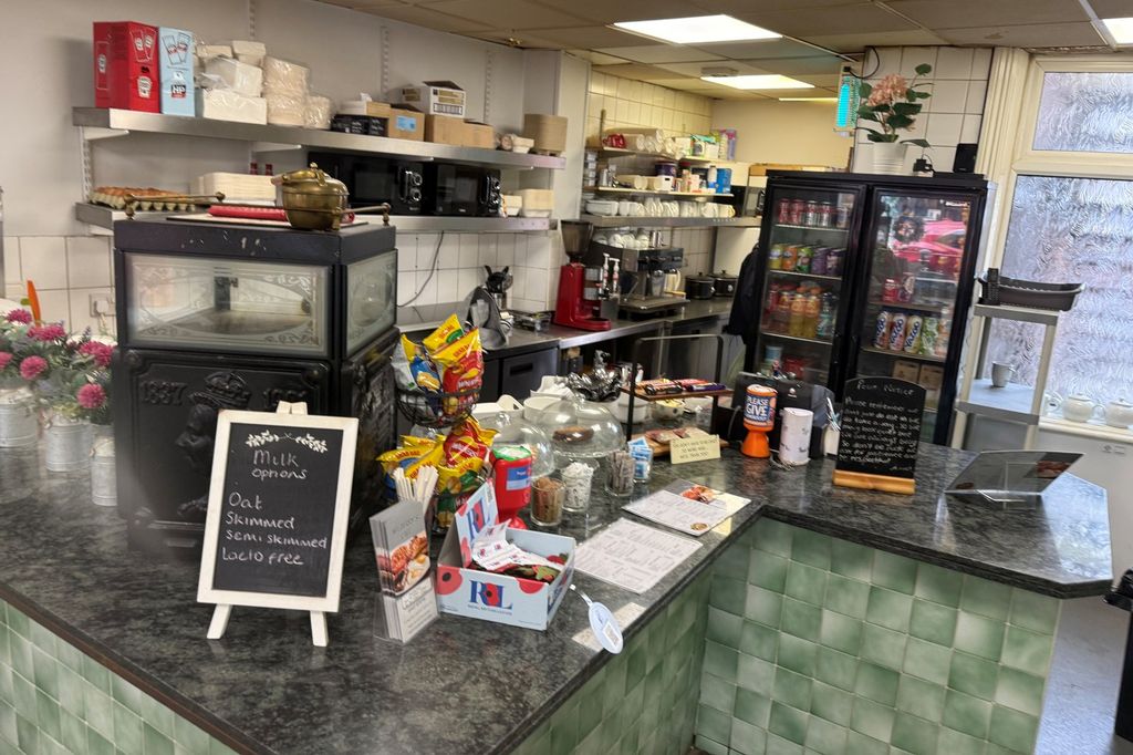 Property photo 2 of 6