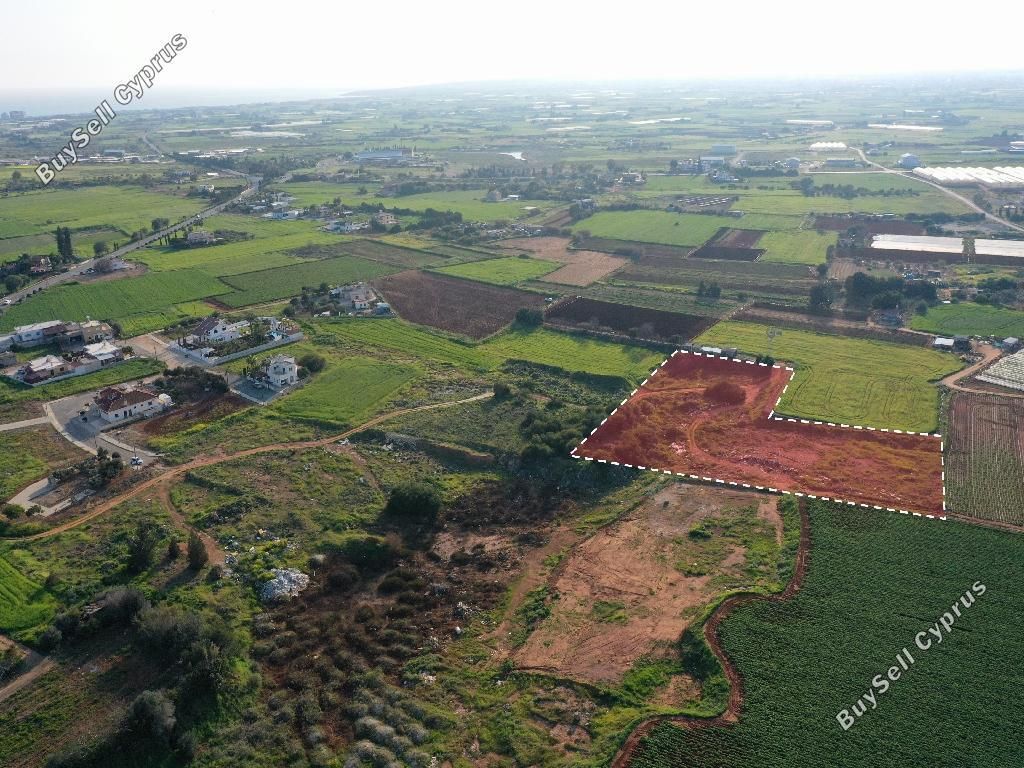 Property photo 3 of 6