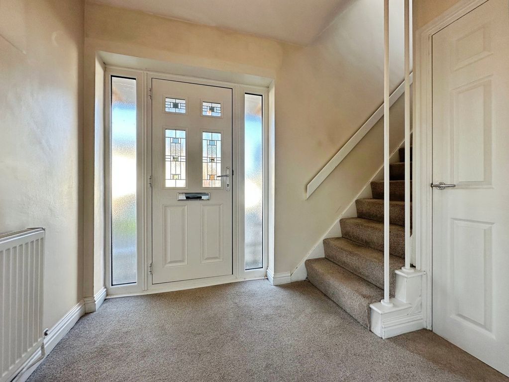 Property photo 3 of 38