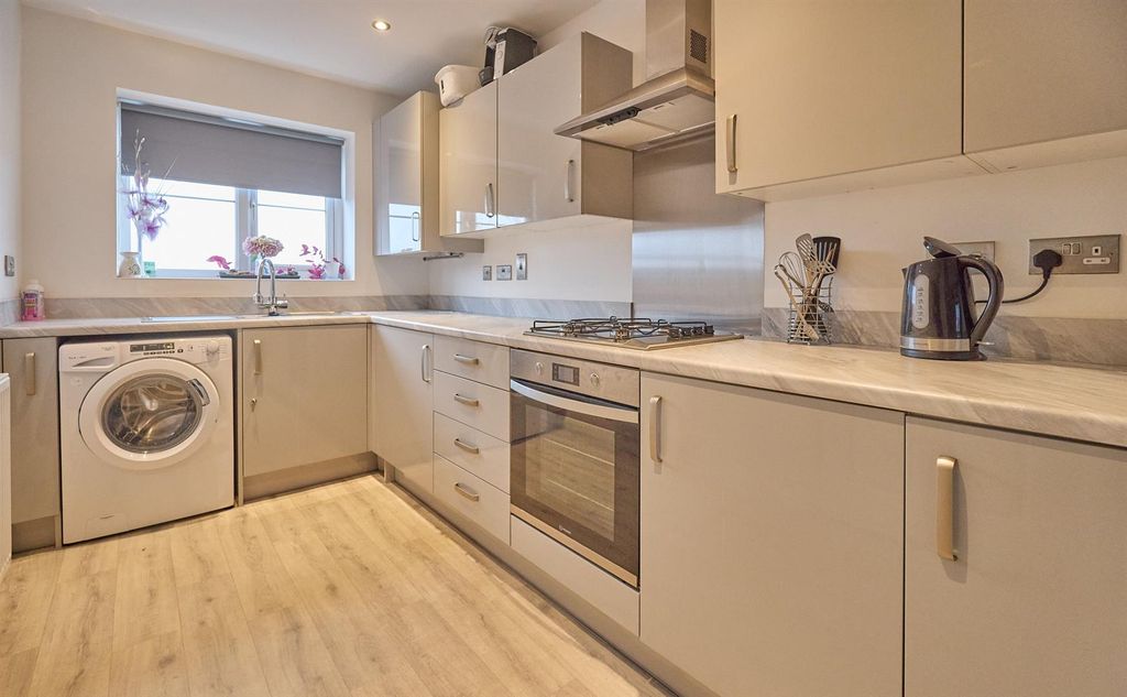 Property photo 2 of 10 Fitted Kitchen To Front