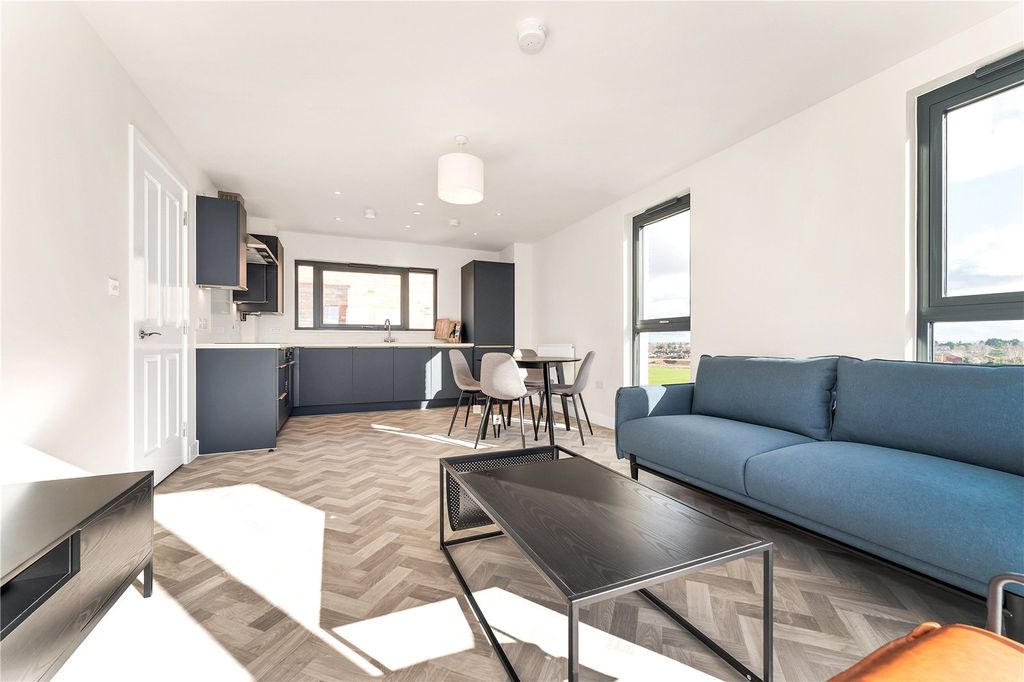 Property photo 2 of 12 Picture No. 03