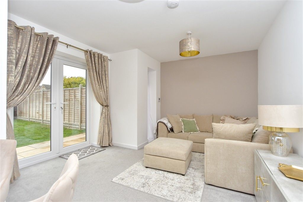 Property photo 2 of 11 Lounge/Diner