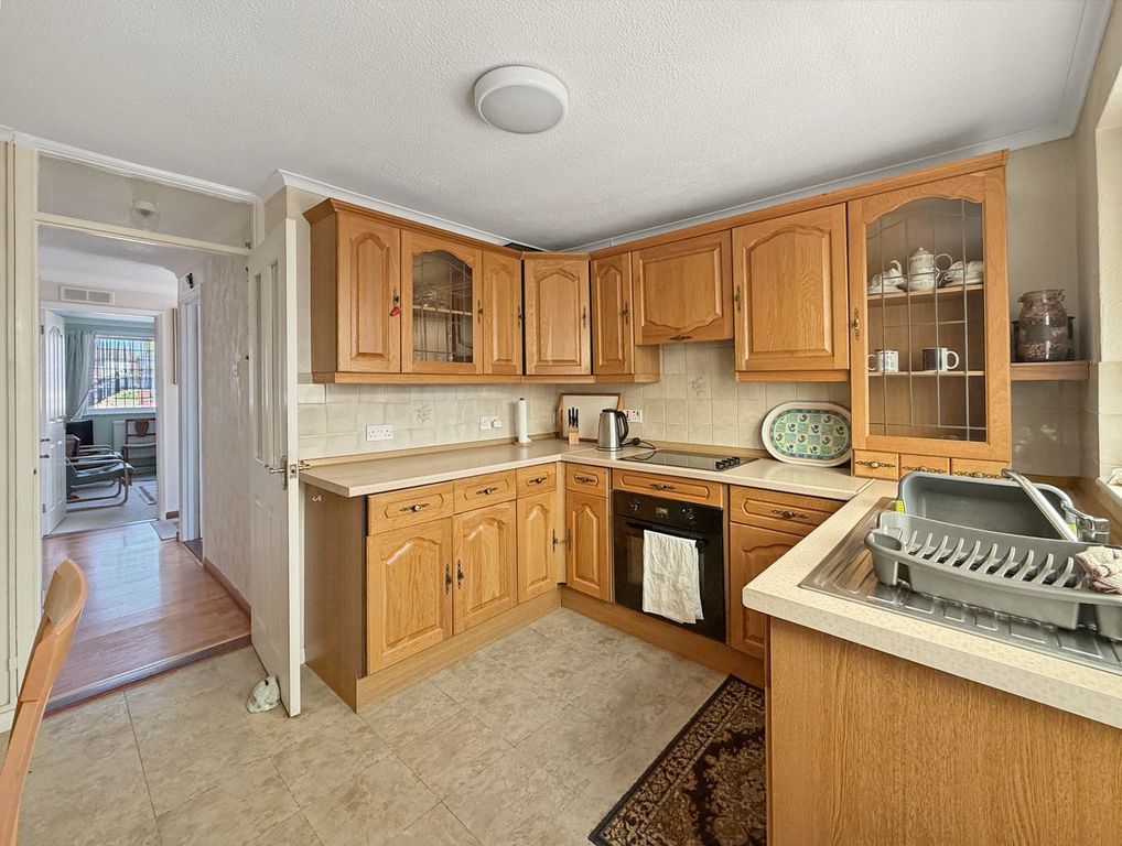 Property photo 3 of 15