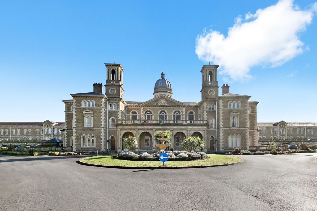 Property photo 1 of 1