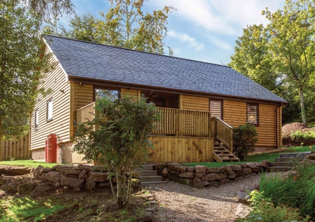 Property photo 1 of 25