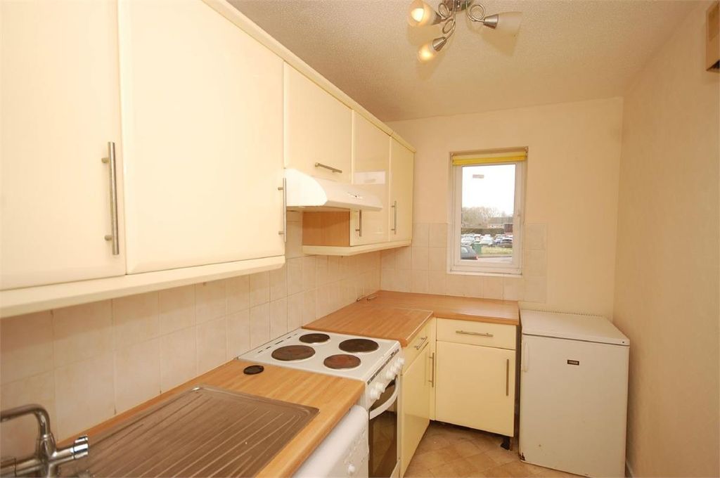 Property photo 3 of 4 Yj_Ld8Devph5-Qdopaup1Vebojw.Jpg