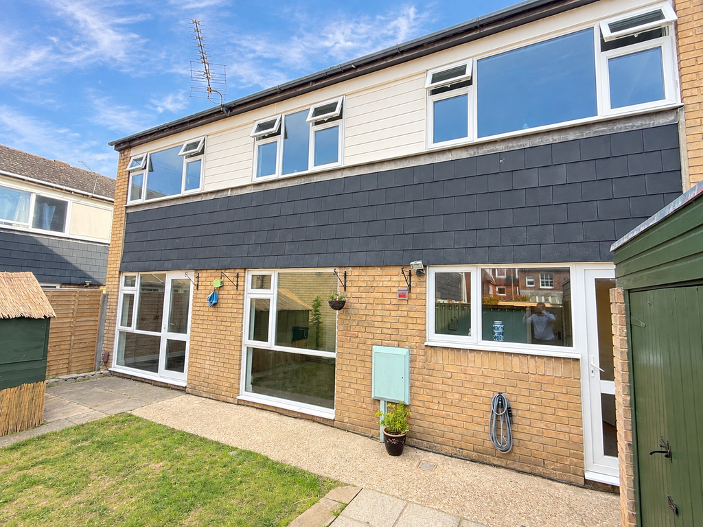 Property photo 1 of 13 6F0F88E6-19E4-4531-Bc2B-E5A9348E9963