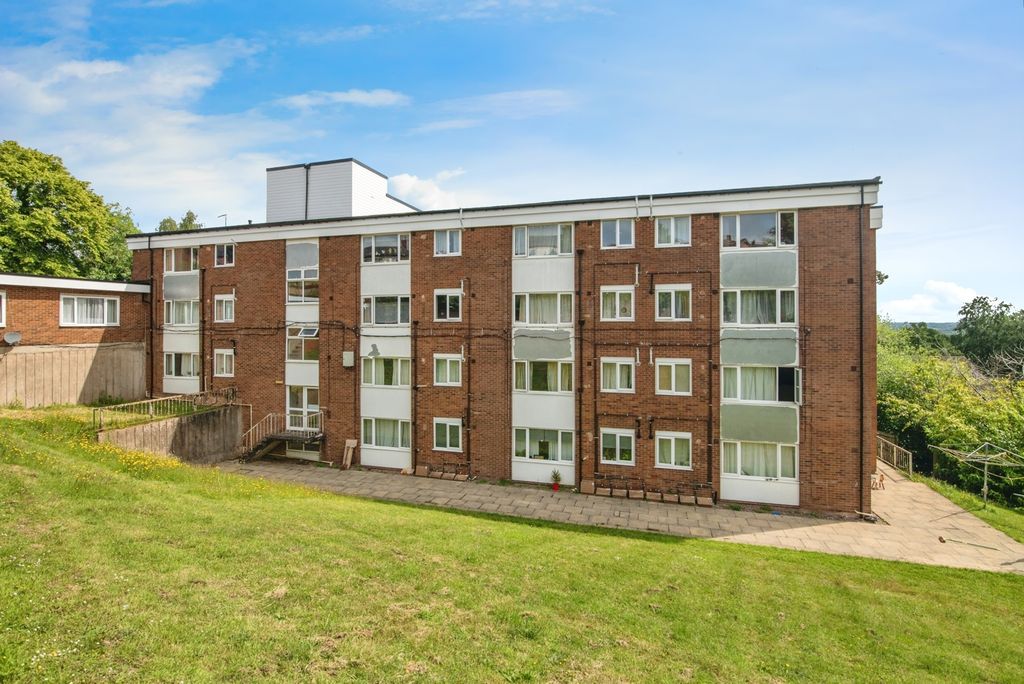 Property photo 1 of 11 Photo