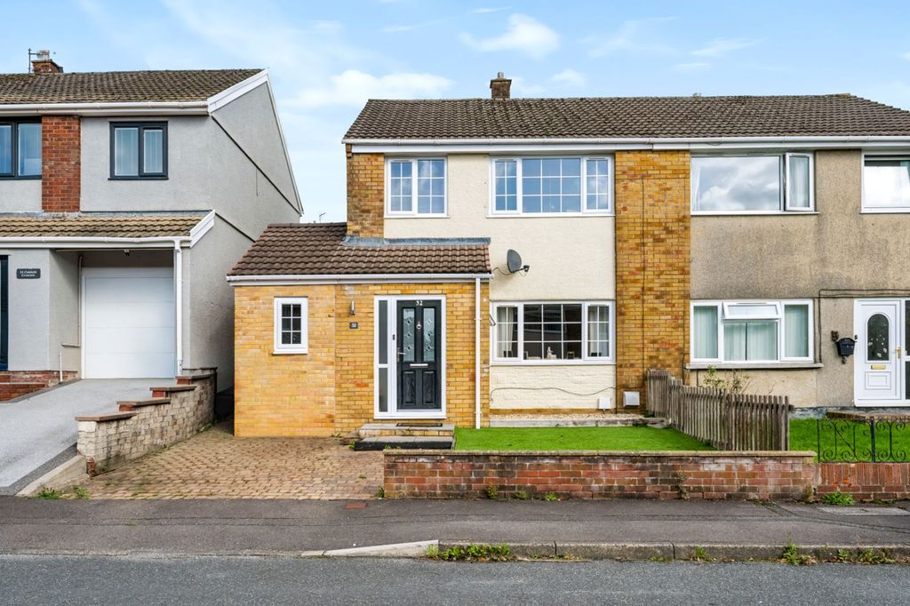 Property photo 1 of 34
