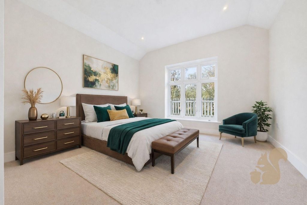 Property photo 3 of 9 Bedroom 2.Jpg