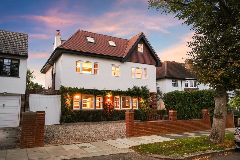 Property photo 1 of 24 Picture No. 04