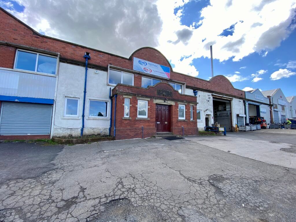 Property photo 1 of 11