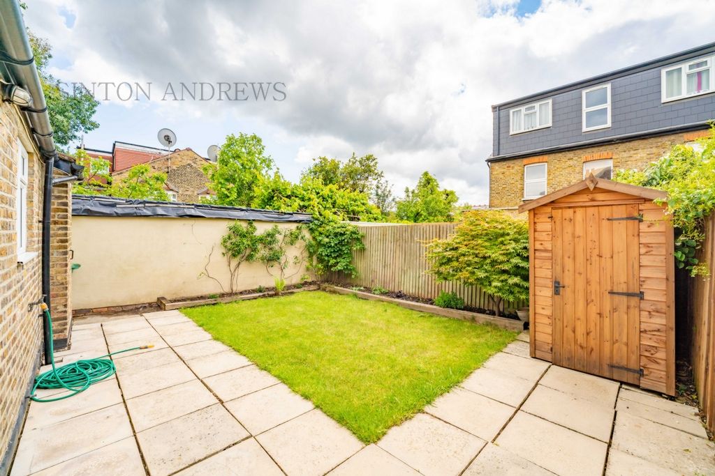 Property photo 3 of 13 Photo 16