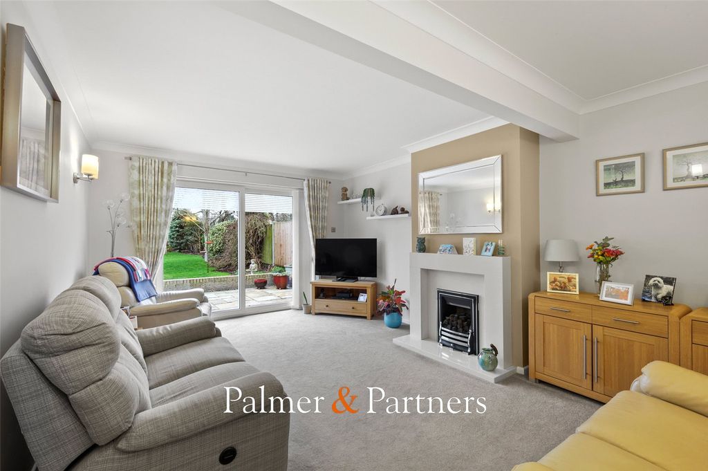 Property photo 2 of 19 Picture No. 01